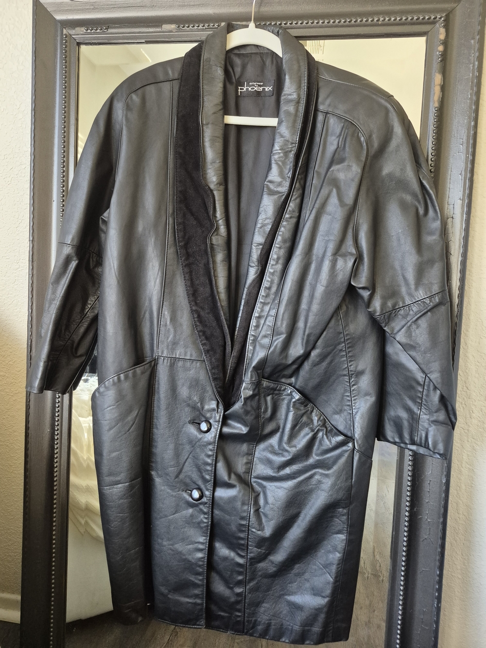 💕VTG Outerwear By Phoenix Black Leather Shawl-Collar Coat💕